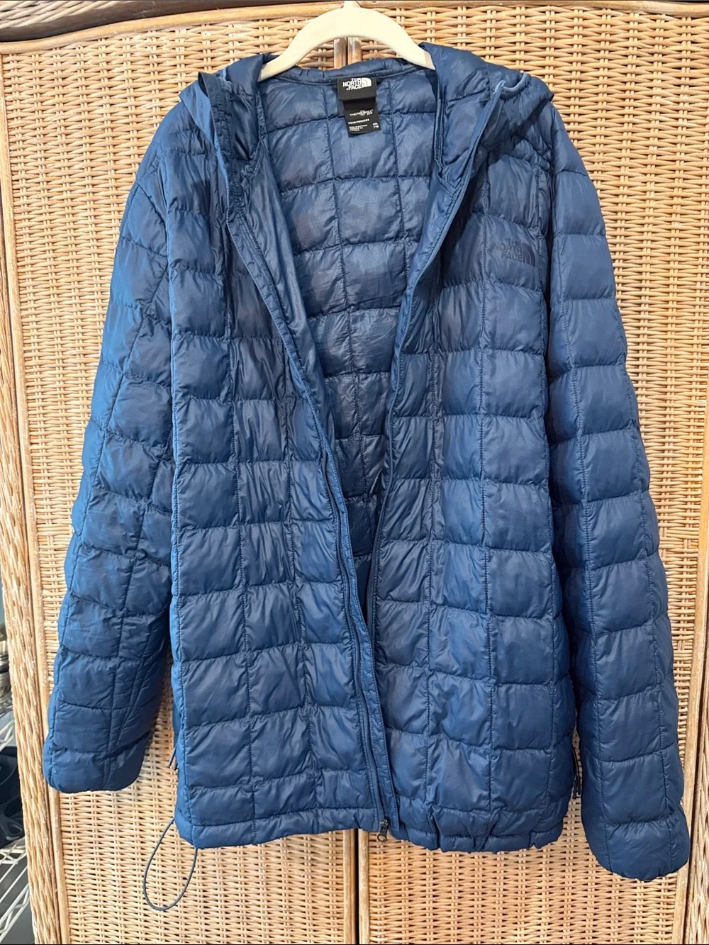 The North Face Men’s Navy Blue Quilted Hooded Jacket